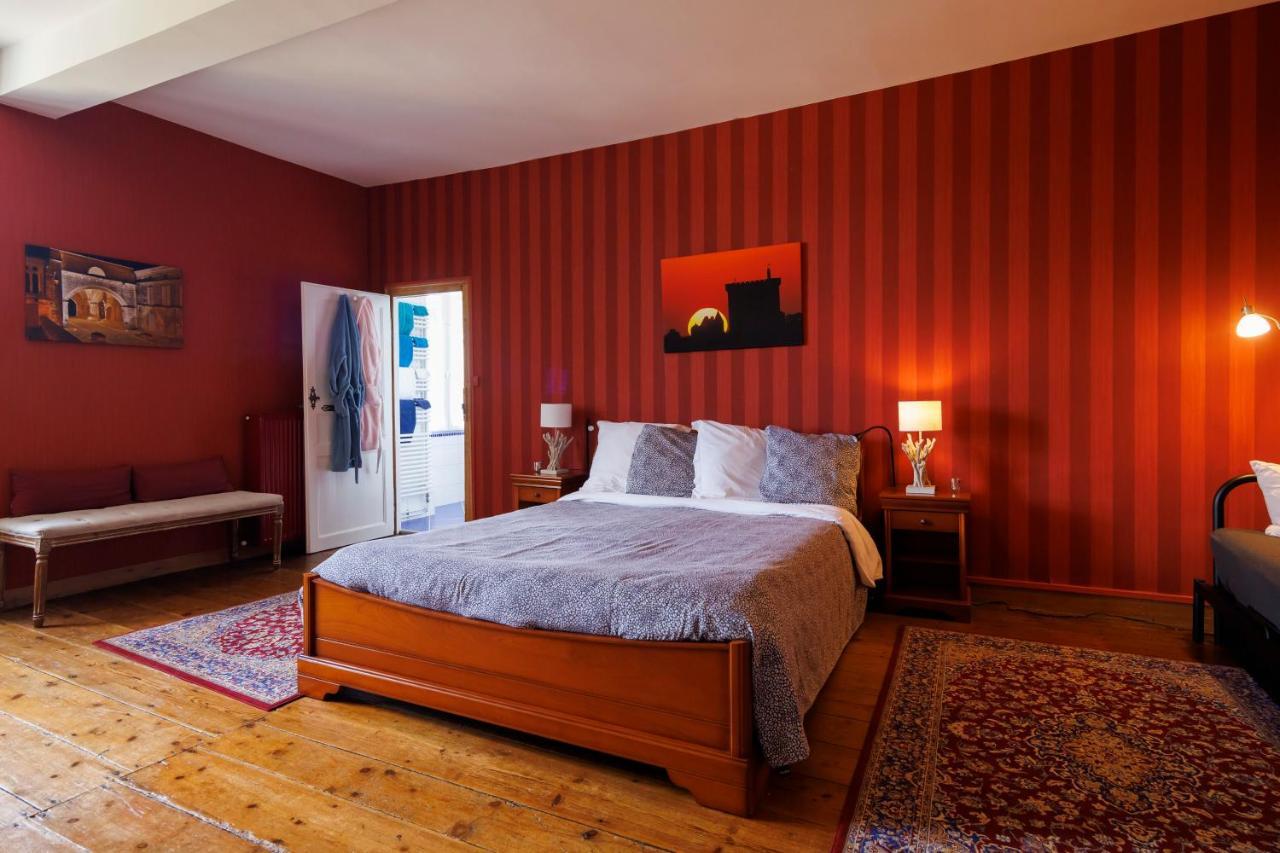 Bed and Breakfast Domaine de Seugnac à Pons Extérieur photo