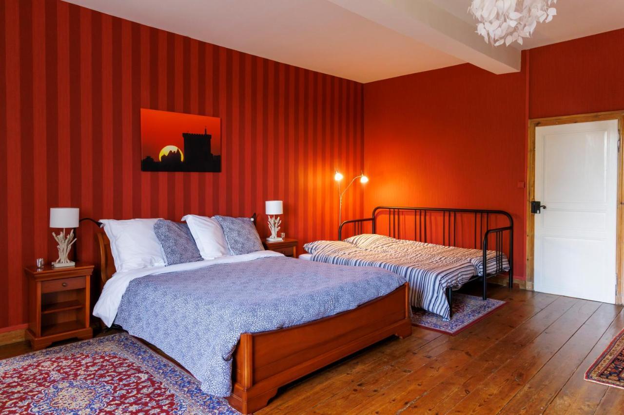 Bed and Breakfast Domaine de Seugnac à Pons Extérieur photo